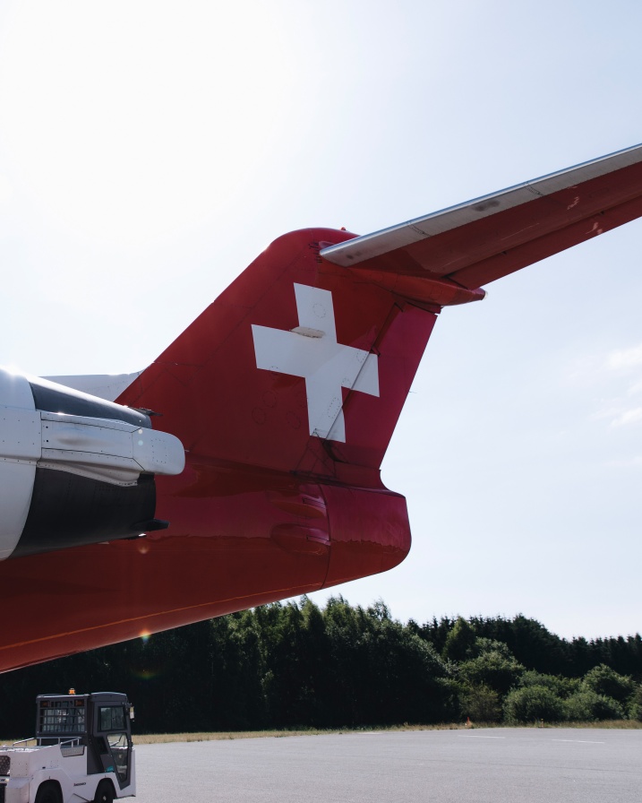 Airplane Horizon Swiss Flight Academy